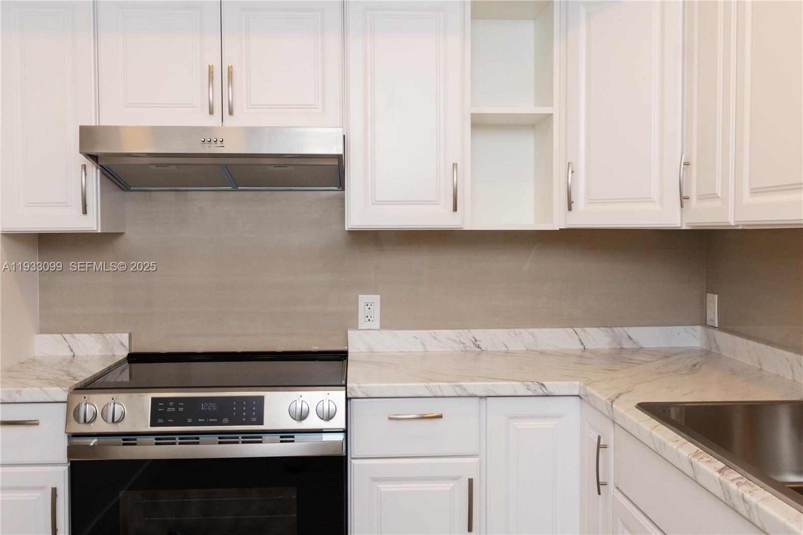 Undisclosed Address Aventura, FL 33180