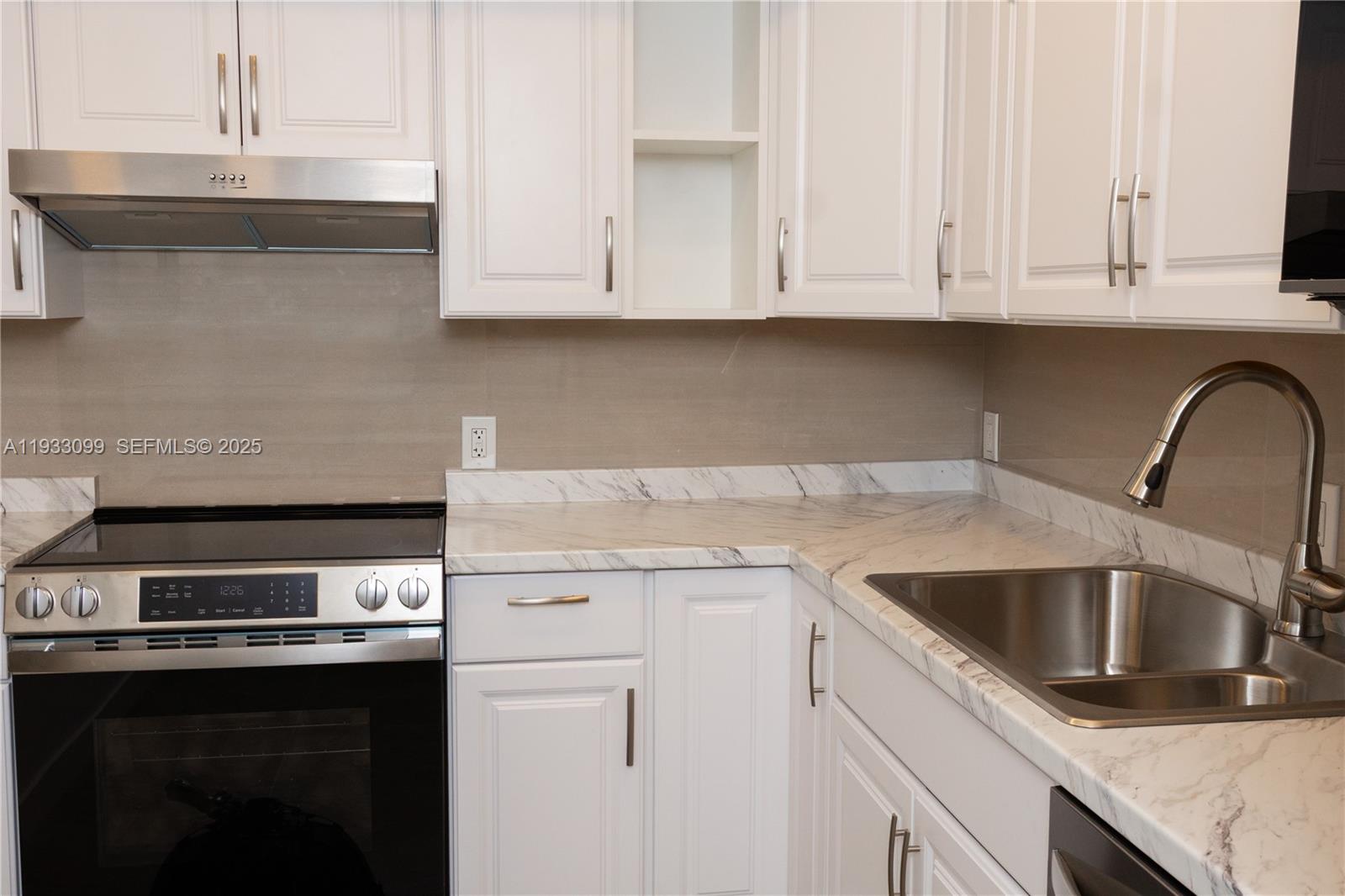 Undisclosed Address Aventura, FL 33180