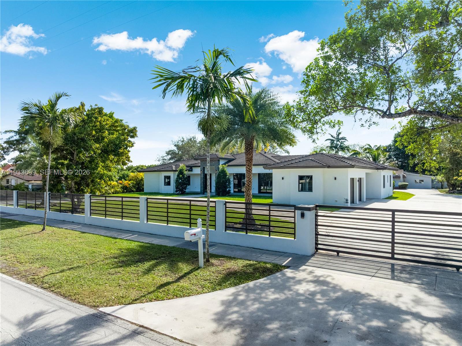 10398 SW 64th St Miami, FL 33173