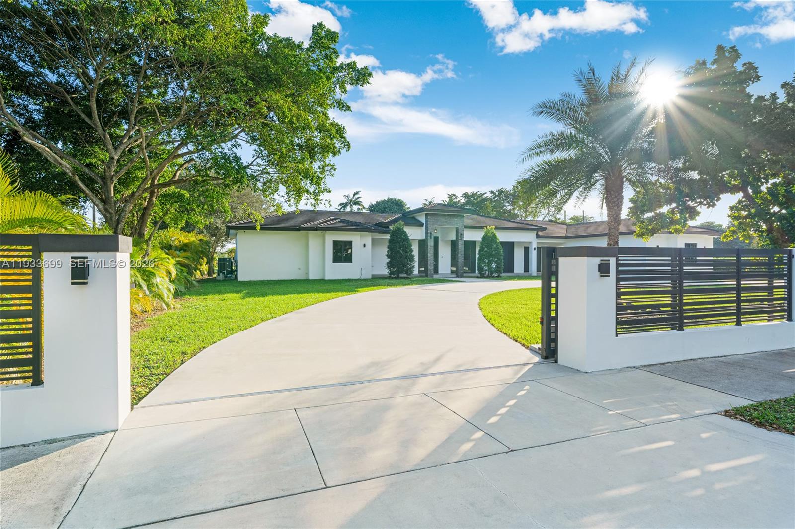 10398 SW 64th St Miami, FL 33173