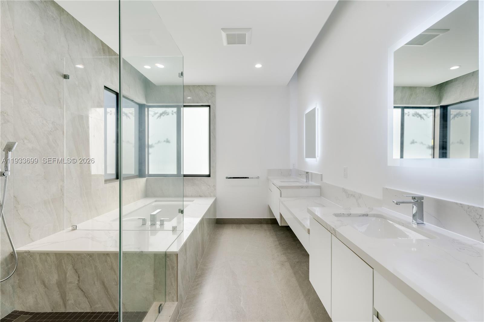 10398 SW 64th St Miami, FL 33173