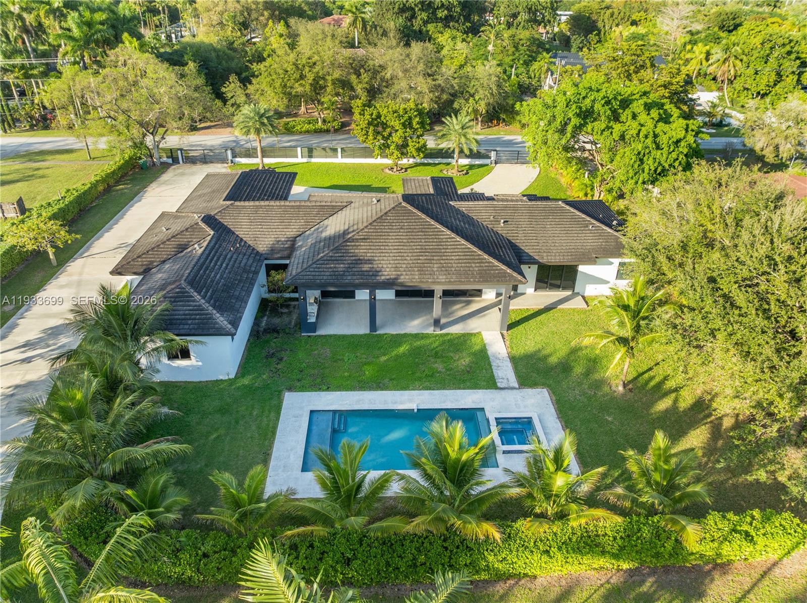 10398 SW 64th St Miami, FL 33173