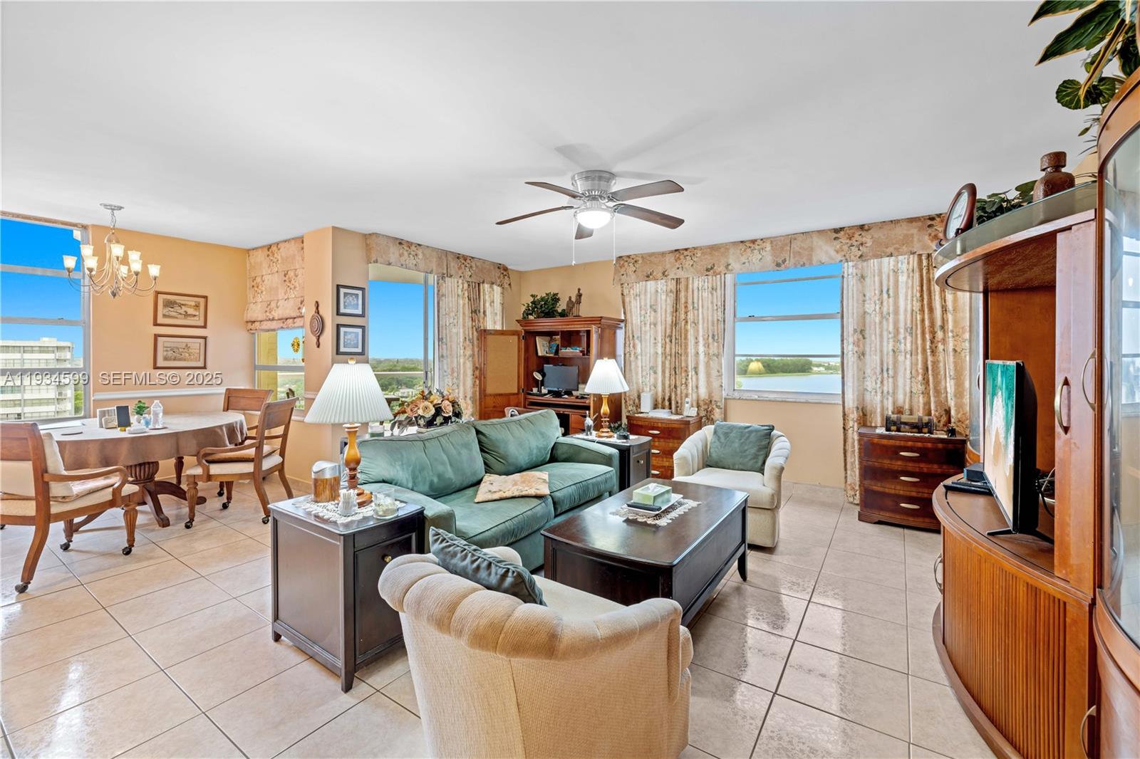 1301 NE Miami Gdns Dr #926W