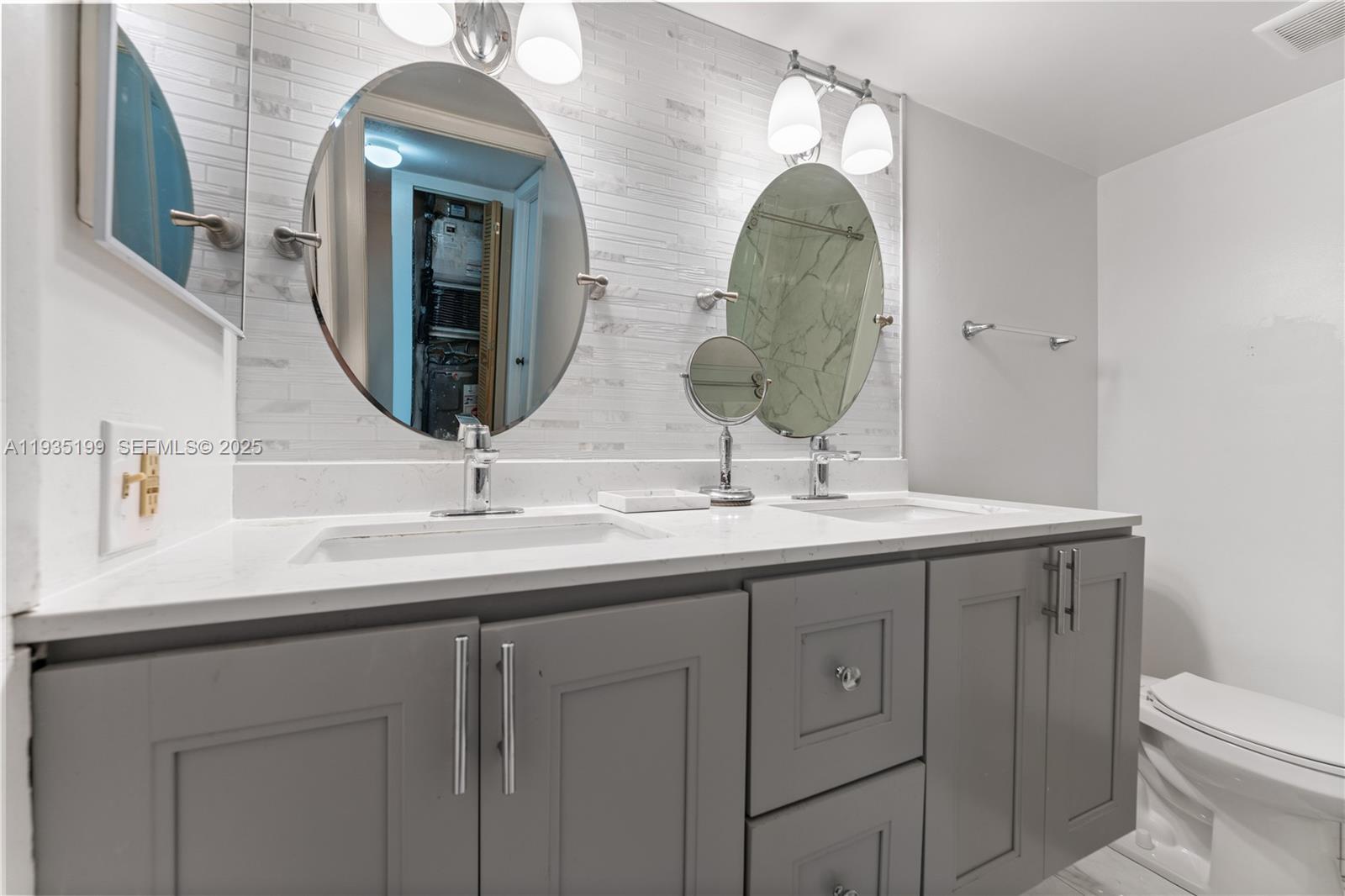 3021 N Oakland Frst Dr #208 Oakland Park, FL 33309