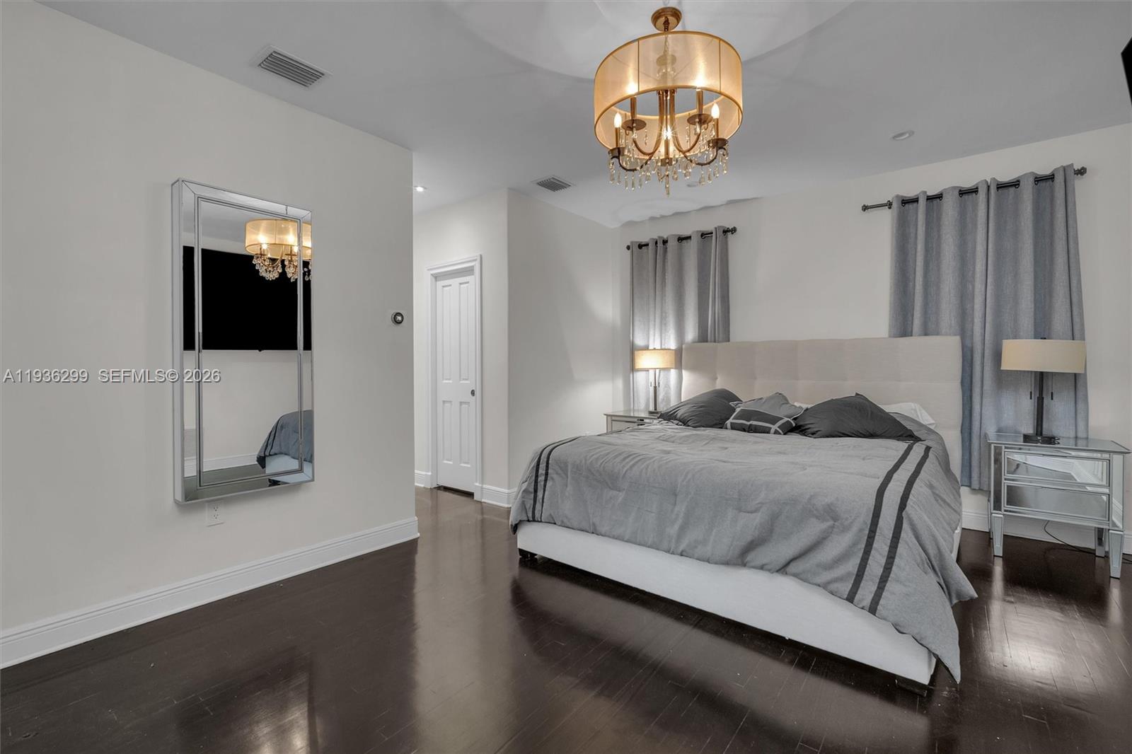 627 Alcazar Ave Coral Gables, FL 33134