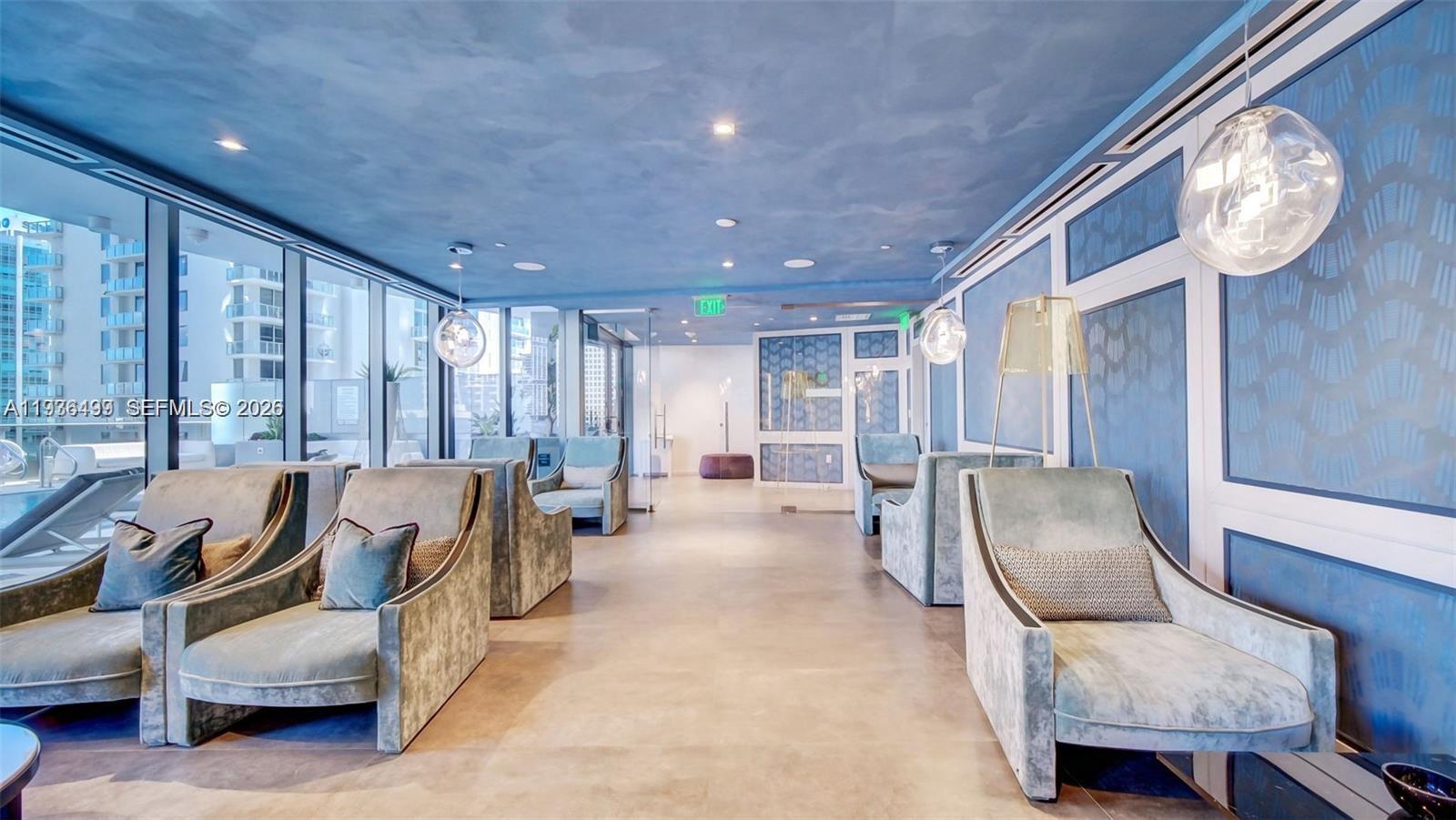 image Brickell Flatiron33