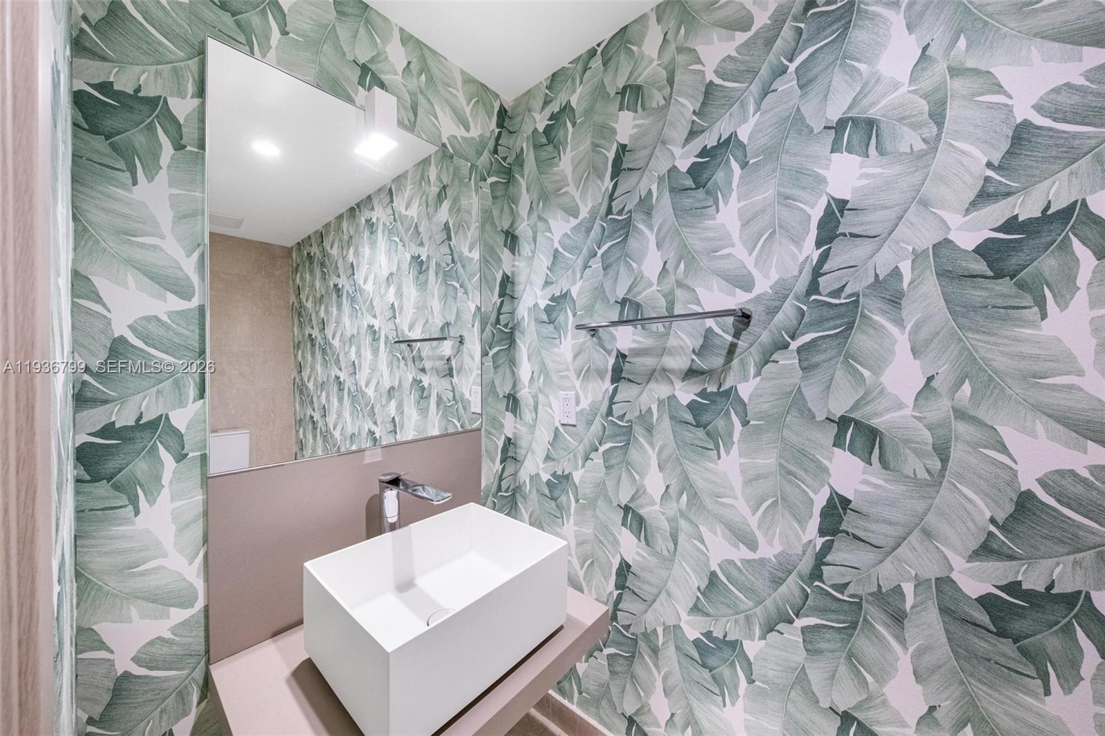 image Brickell Flatiron17