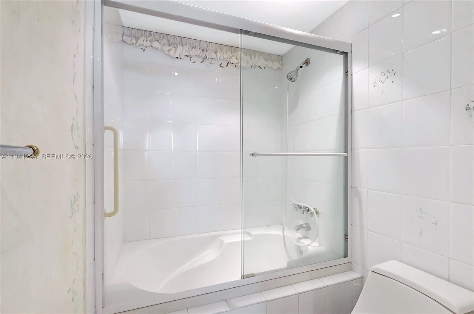 5005 Collins Ave #1224 Miami Beach, FL 33140