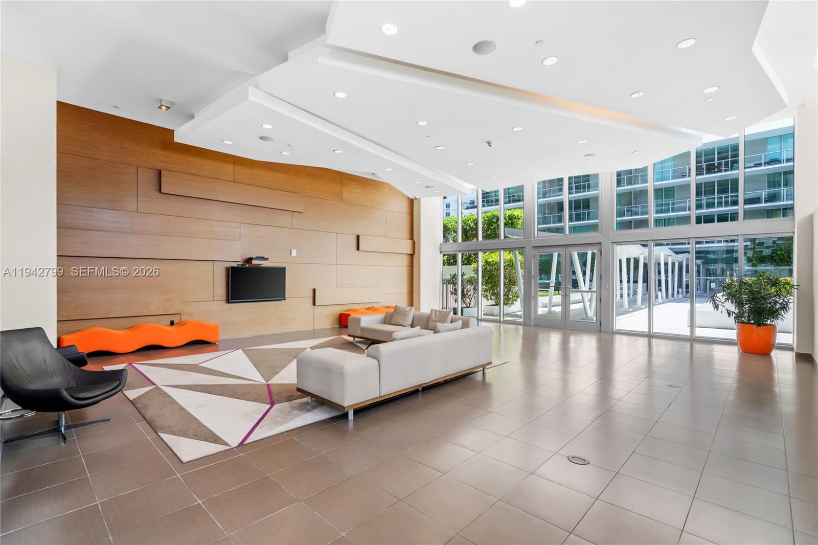 image Axis On Brickell32