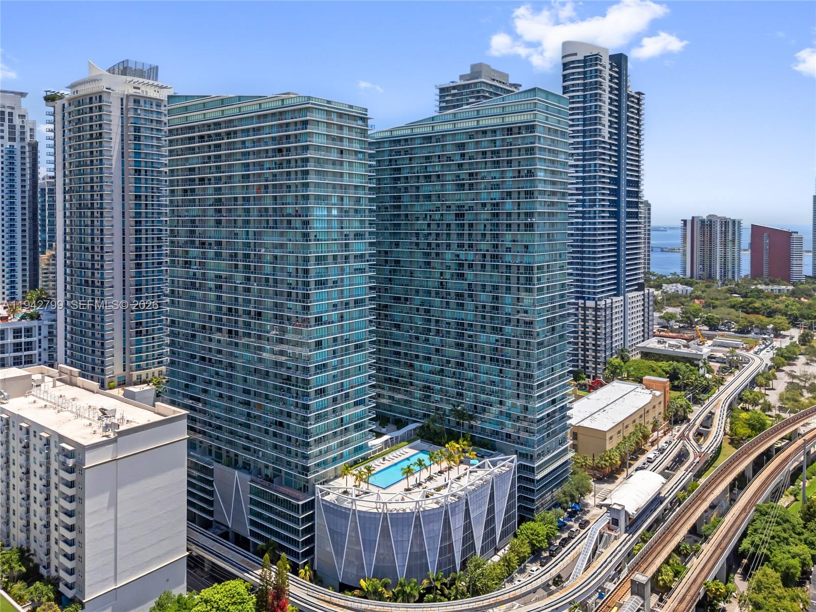 image Axis On Brickell3