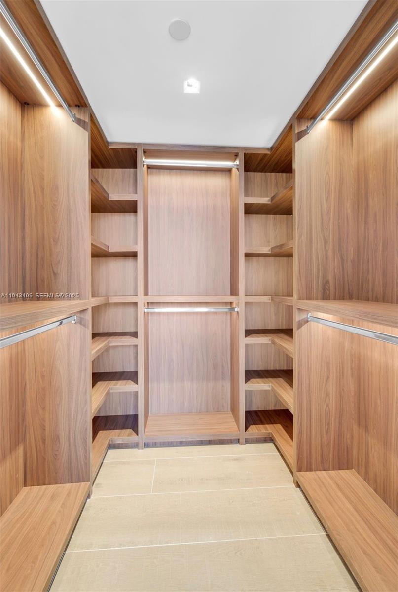 image The Waverly at South Beach13