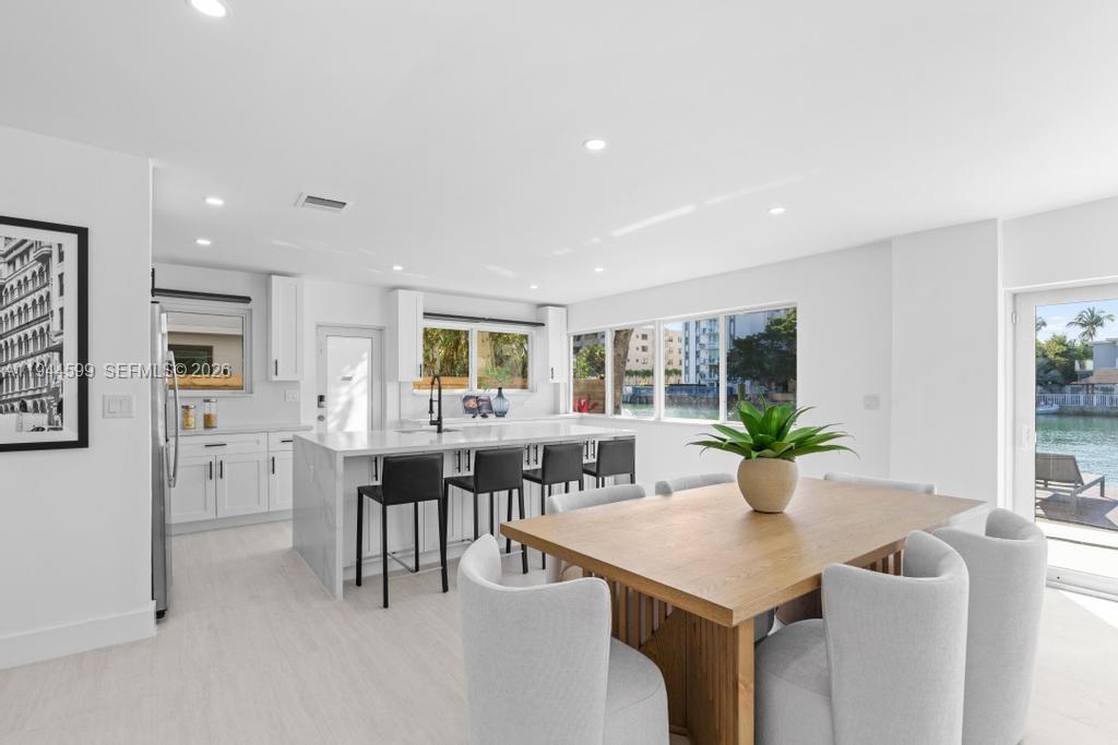 7286 Gary Ave Miami Beach, FL 33141