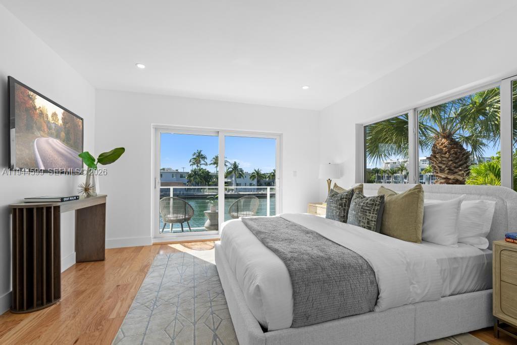 7286 Gary Ave Miami Beach, FL 33141