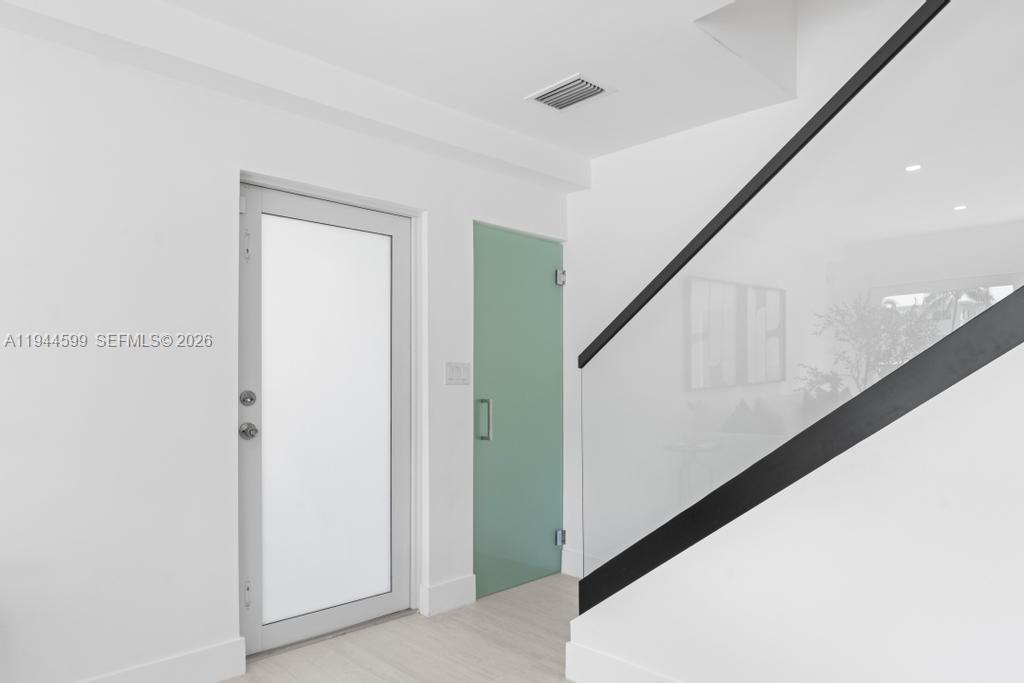 7286 Gary Ave Miami Beach, FL 33141