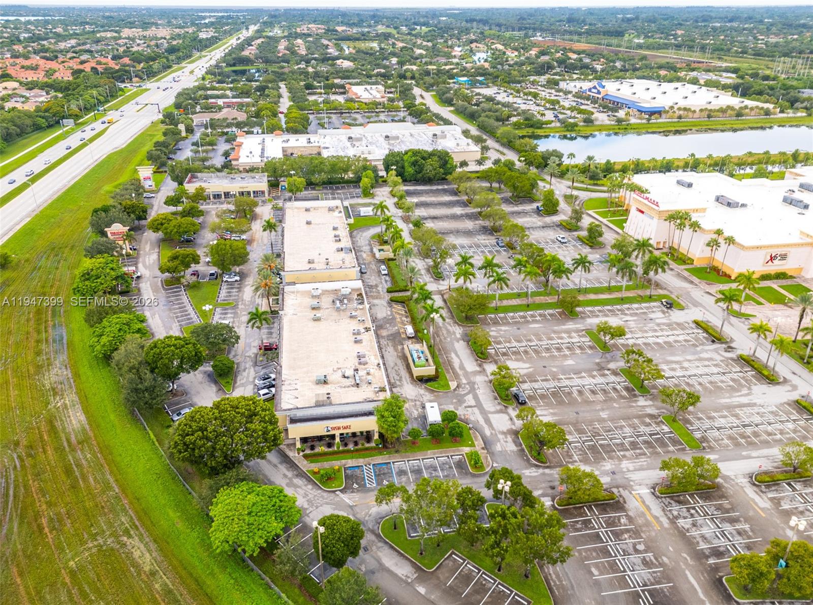 15661 Sheridan St Davie, FL 33331