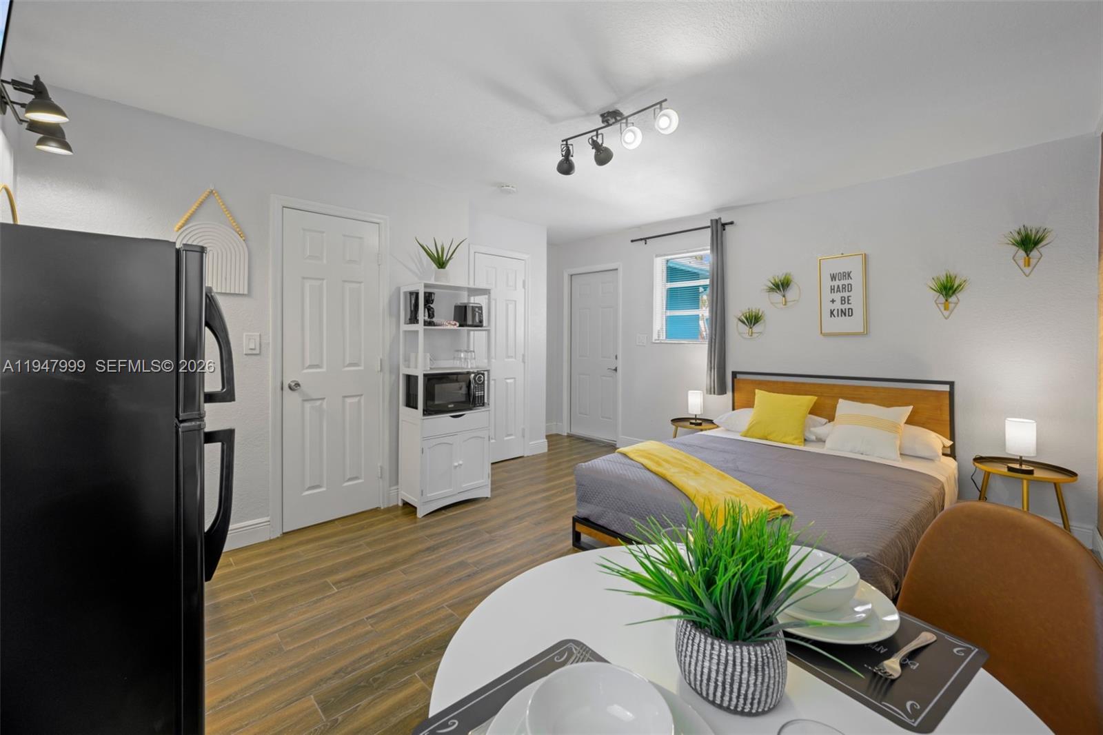 1225 NE 15th Ave #1-9 Fort Lauderdale, FL 33304