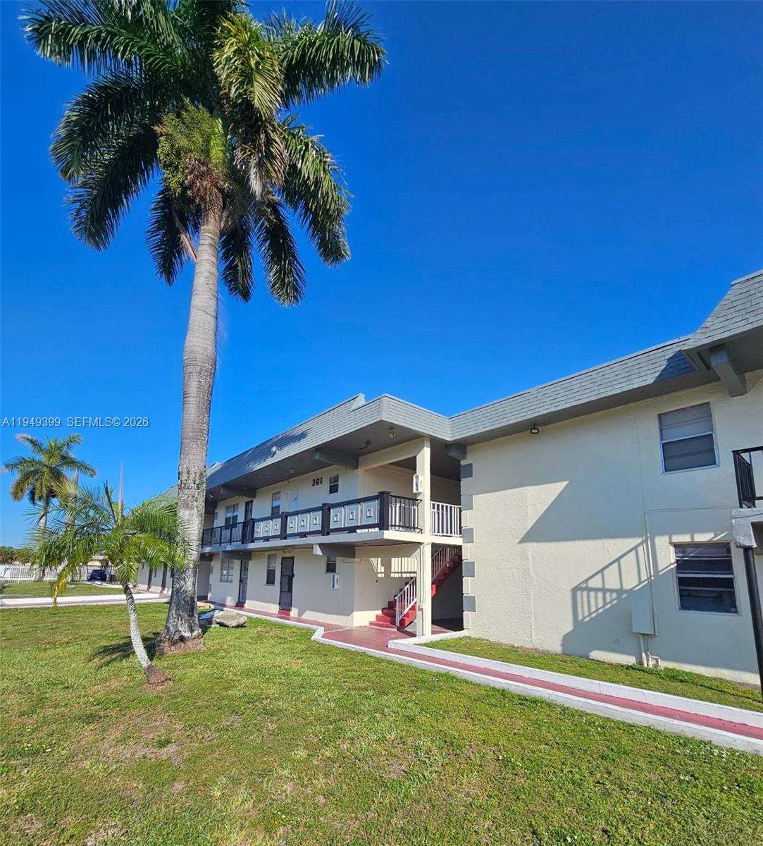 301 NW 177th St #107