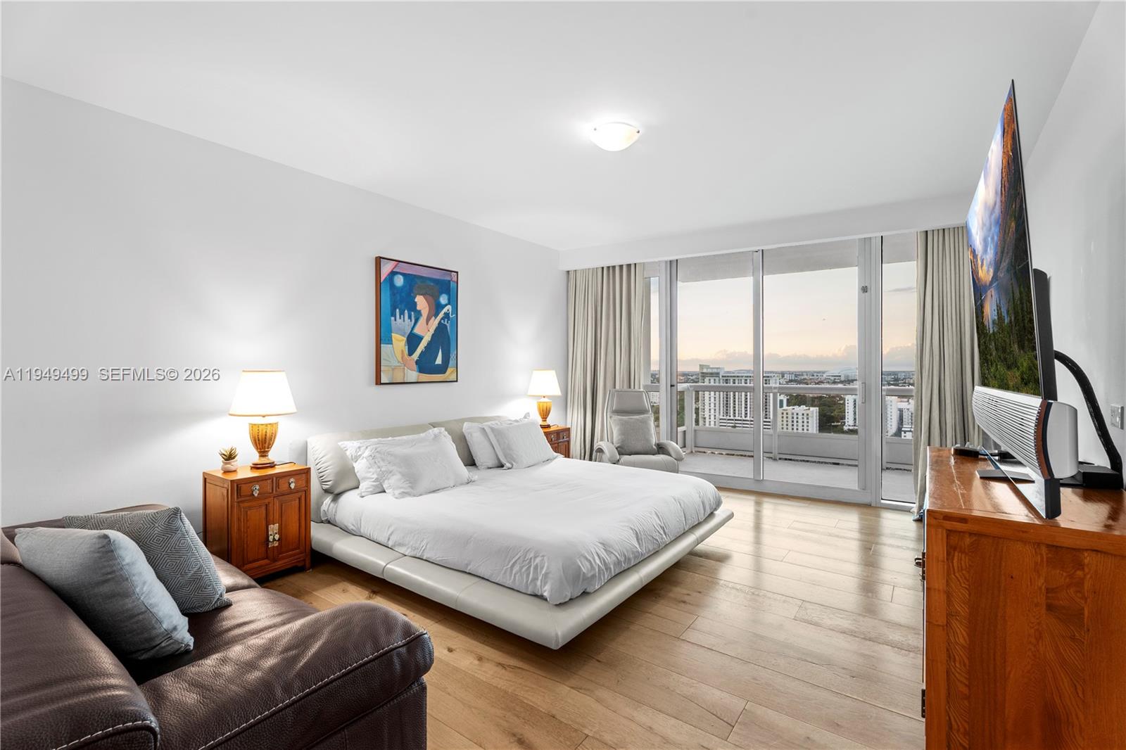 1643 Brickell Ave #2506 Miami, FL 33129