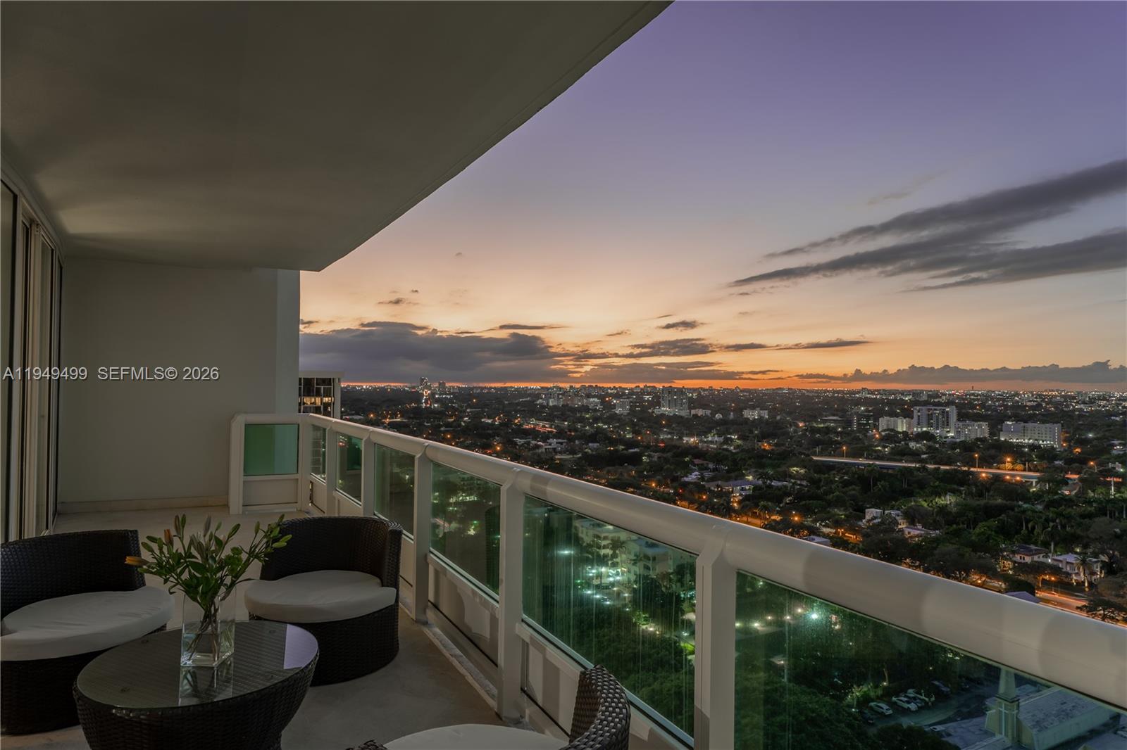 1643 Brickell Ave #2506 Miami, FL 33129