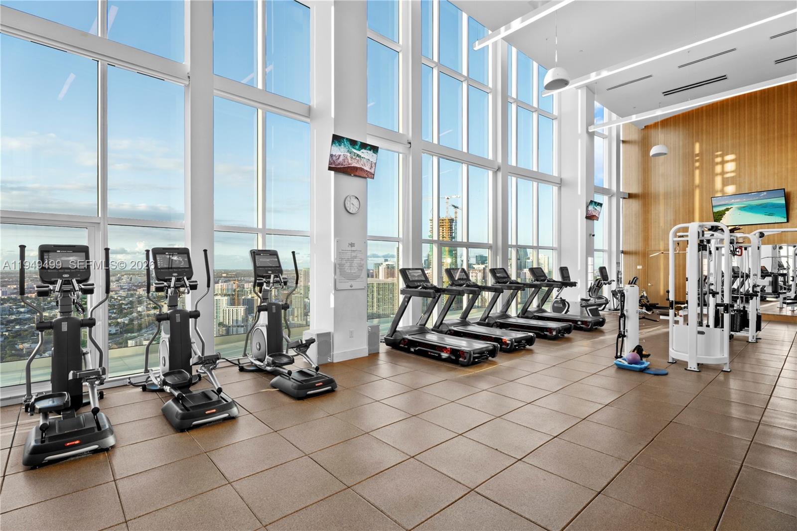 1643 Brickell Ave #2506 Miami, FL 33129