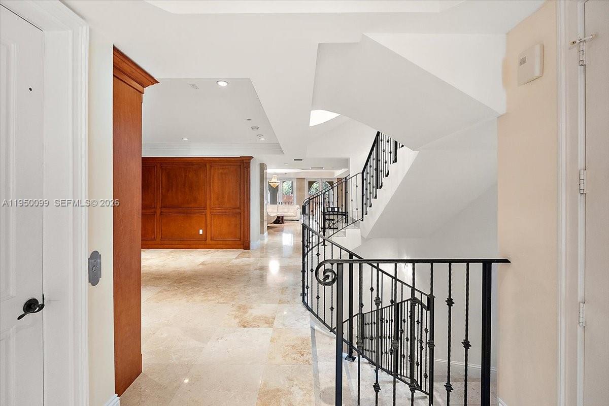 3471 Main Hwy #1240 Miami, FL 33133