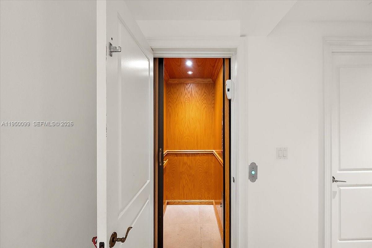 3471 Main Hwy #1240 Miami, FL 33133