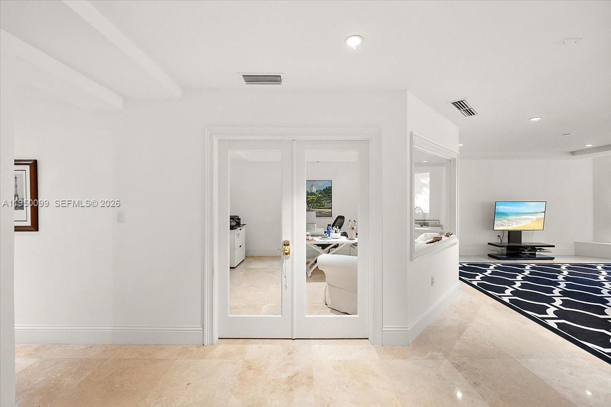 3471 Main Hwy #1240 Miami, FL 33133