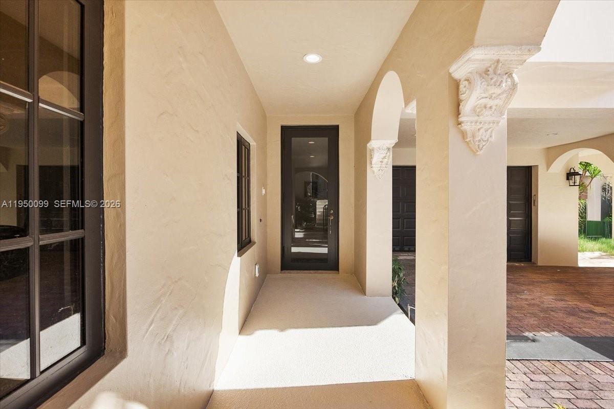 3471 Main Hwy #1240 Miami, FL 33133