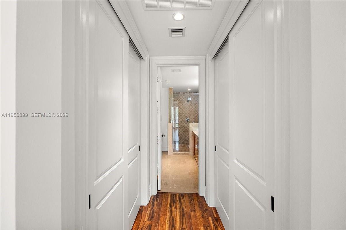 3471 Main Hwy #1240 Miami, FL 33133