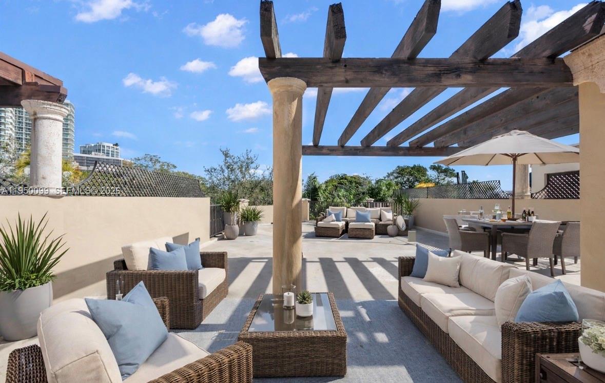 3471 Main Hwy #1240 Miami, FL 33133