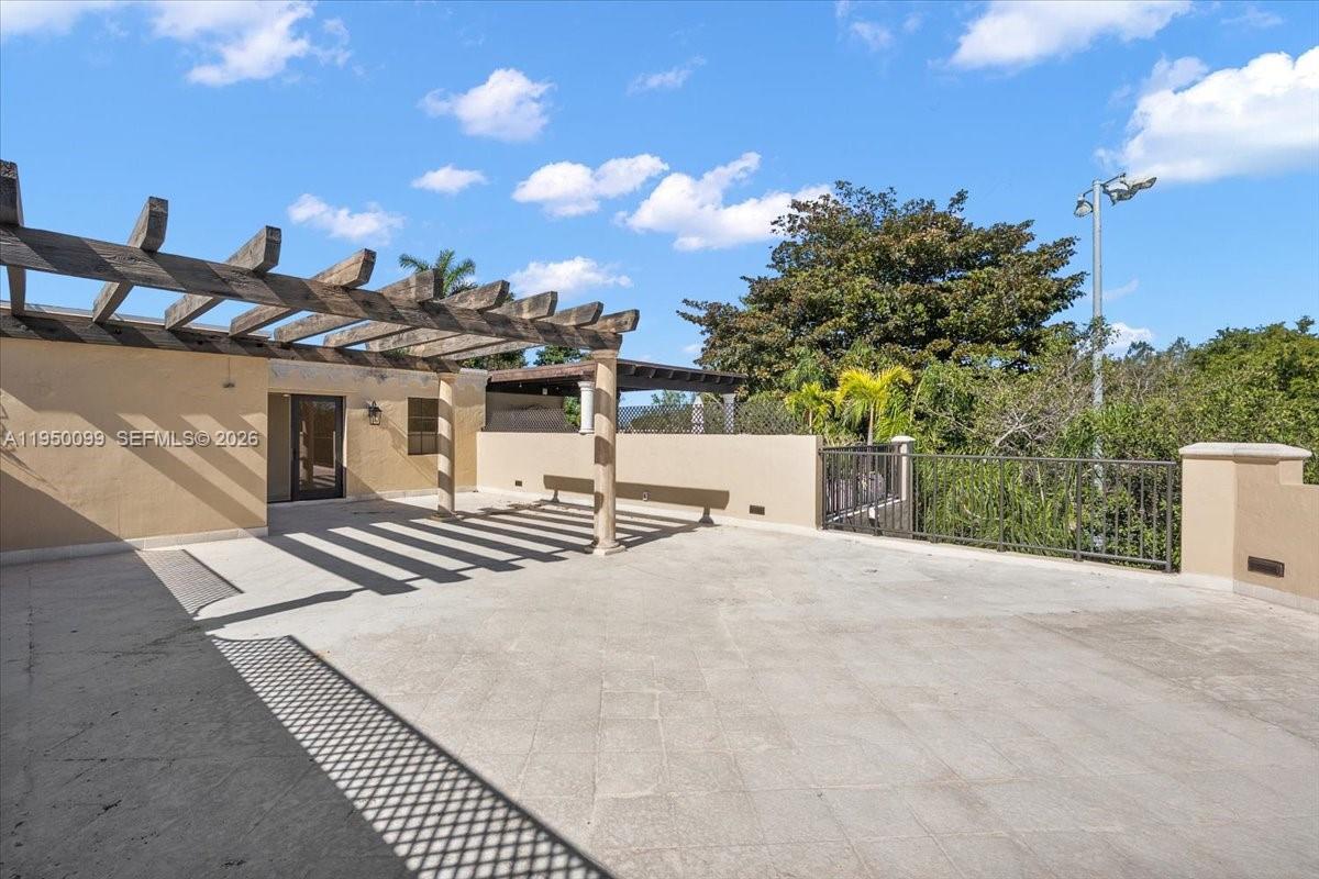 3471 Main Hwy #1240 Miami, FL 33133