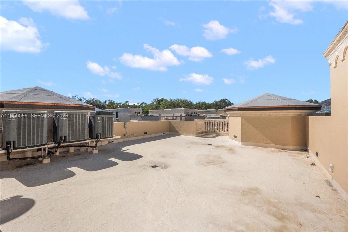 3471 Main Hwy #1240 Miami, FL 33133