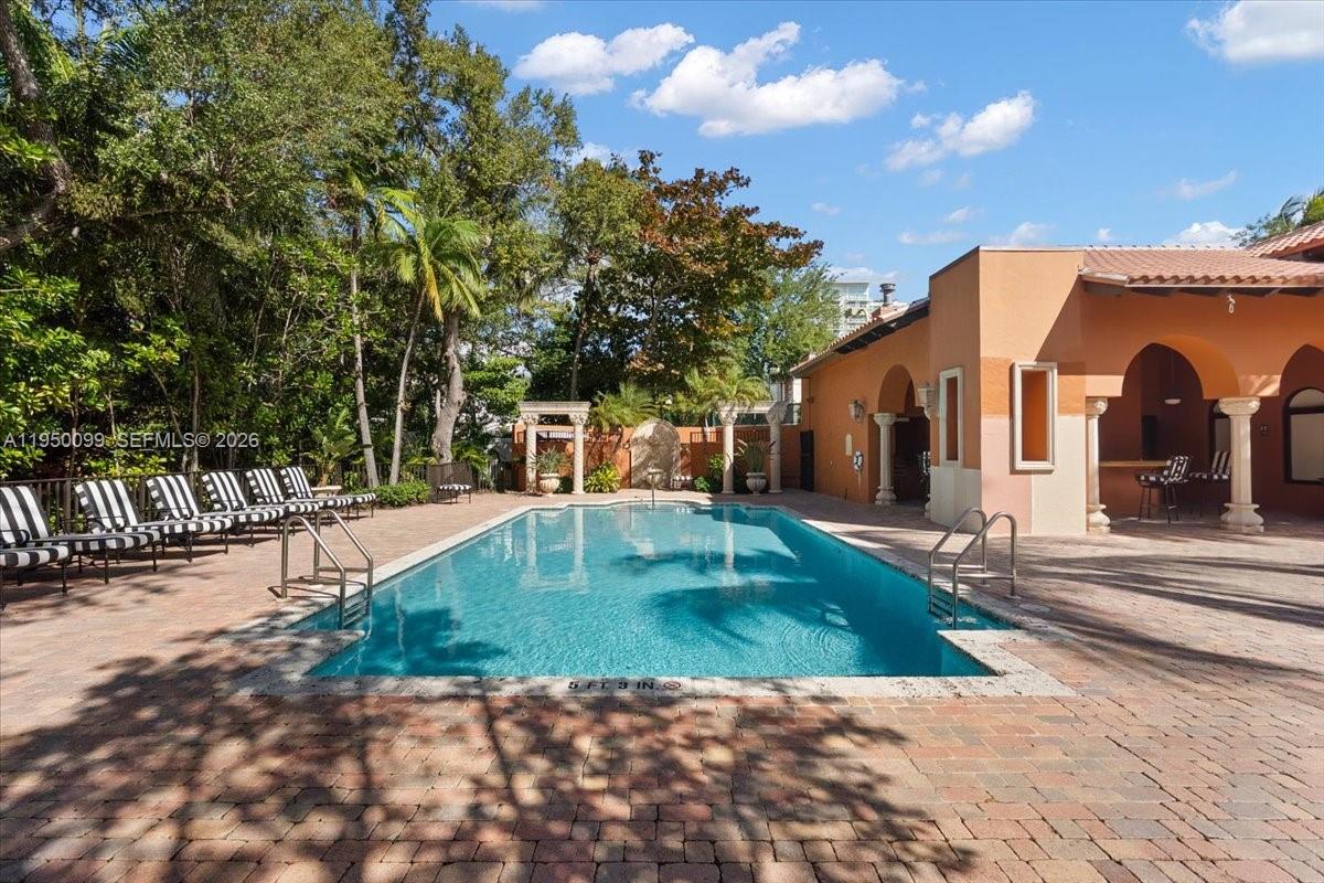 3471 Main Hwy #1240 Miami, FL 33133