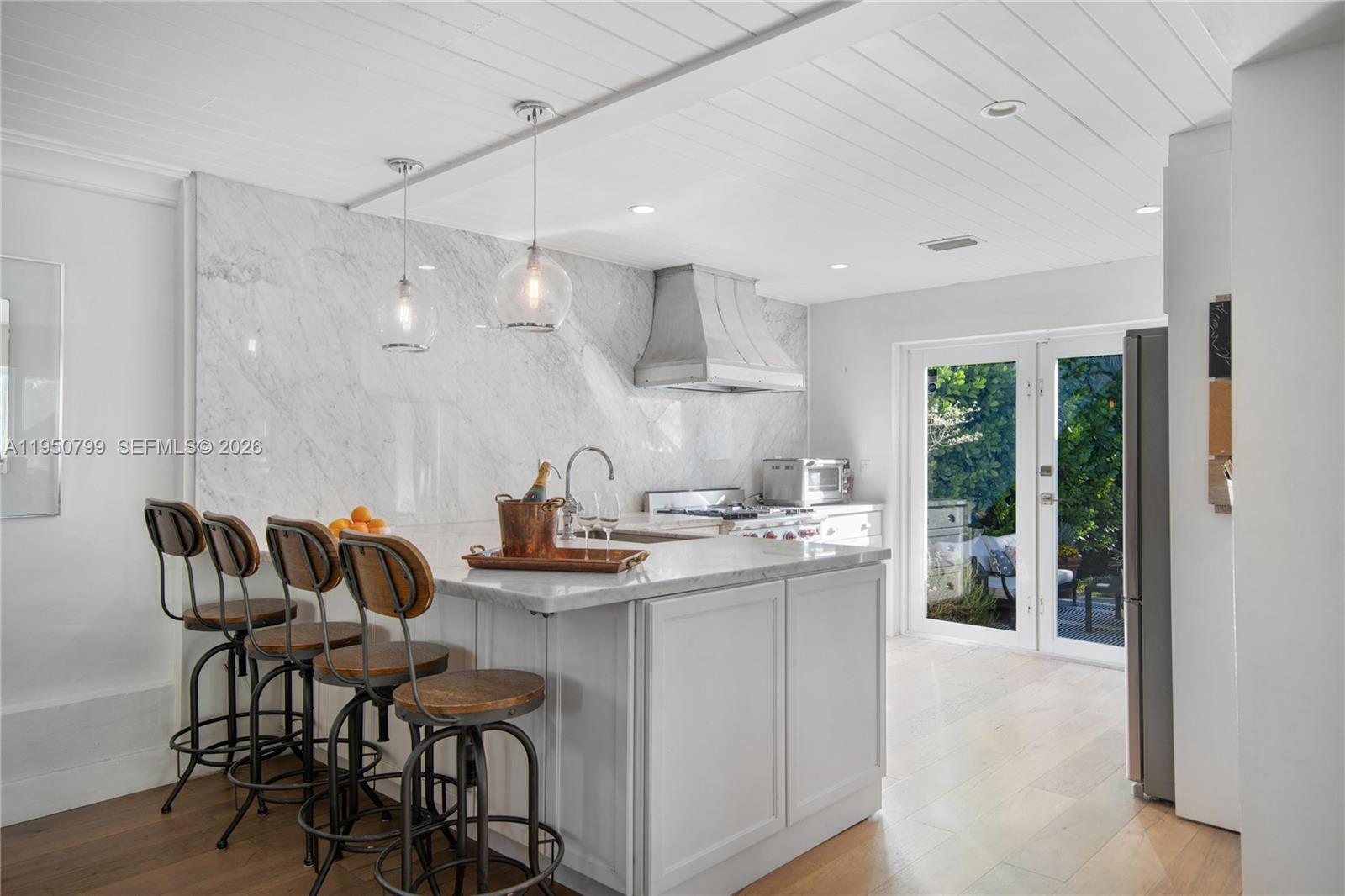 463 W 62nd St Miami Beach, FL 33140