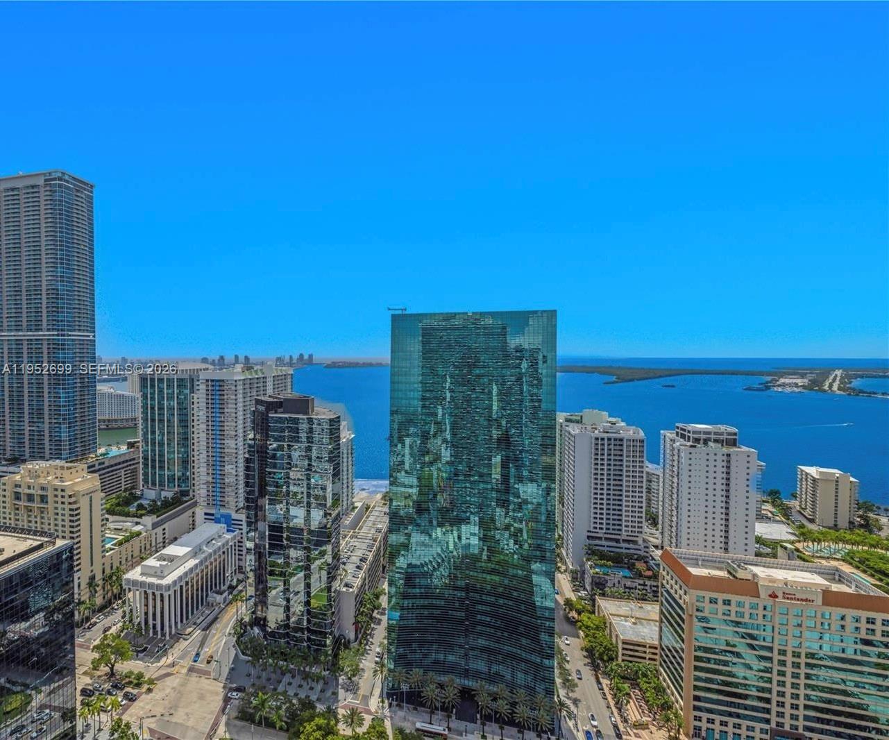 image Dua Miami (SLS Brickell)2