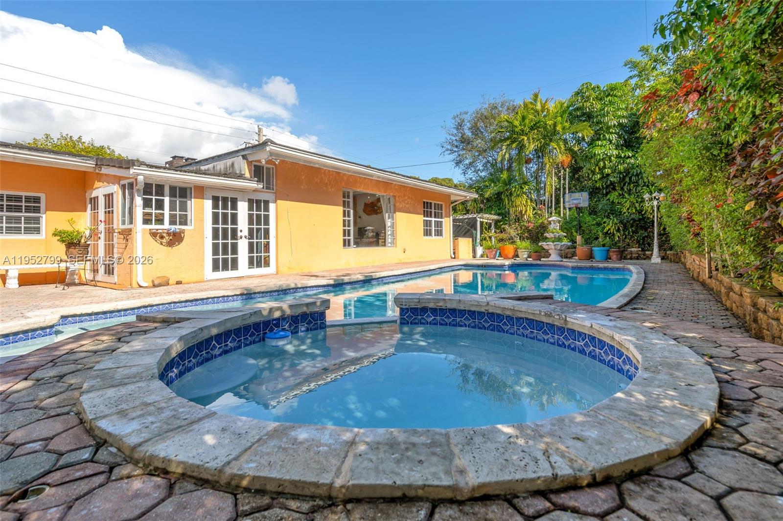 1230 Bird Rd Coral Gables, FL 33146