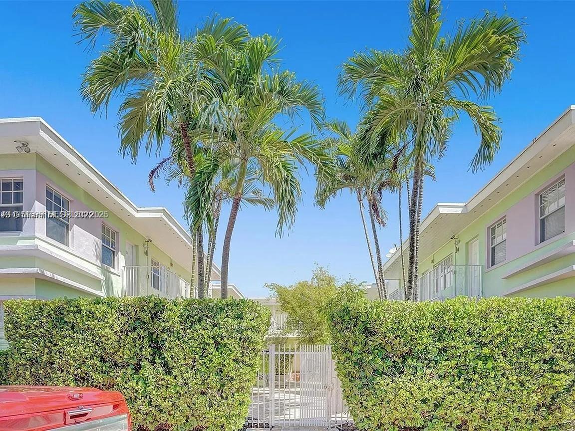 915 SE 8th St #106 Miami Beach, FL 33139