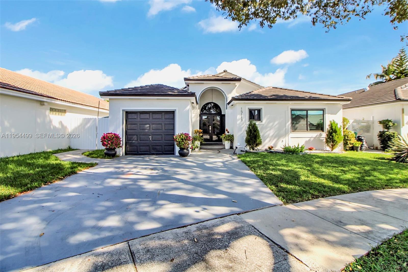 15113 NW 91st Ct Miami Lakes, FL 33018