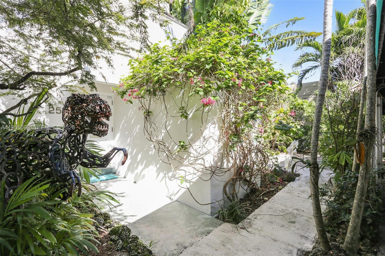 2593 Trapp Ave #3 Miami, FL 33133