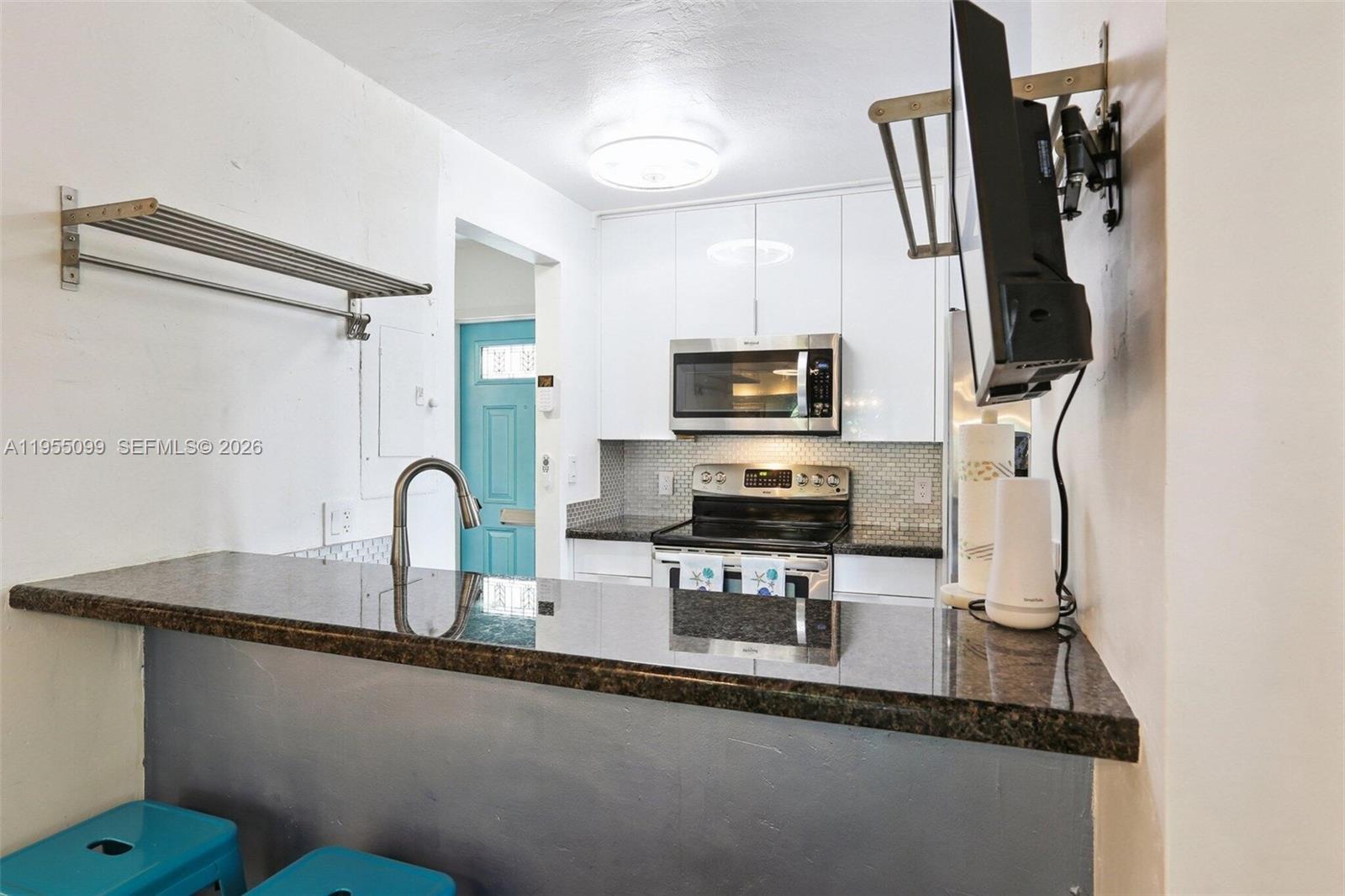 2593 Trapp Ave #3 Miami, FL 33133