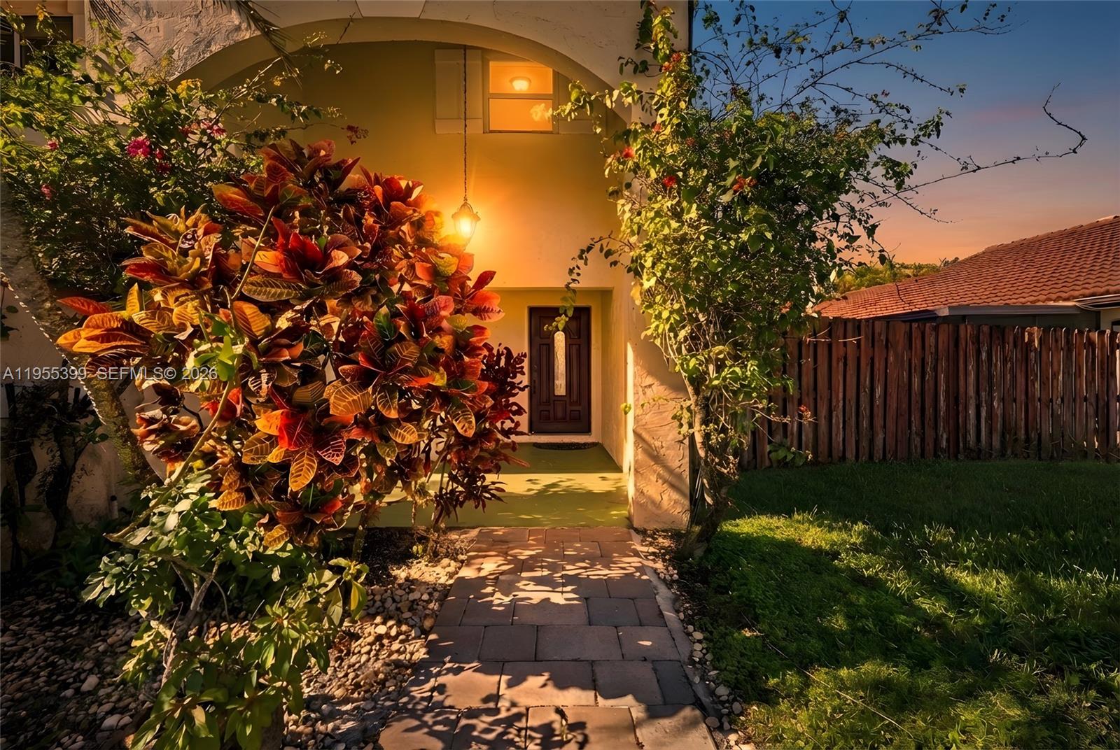 2560 Bass Way Cooper City, FL 33026