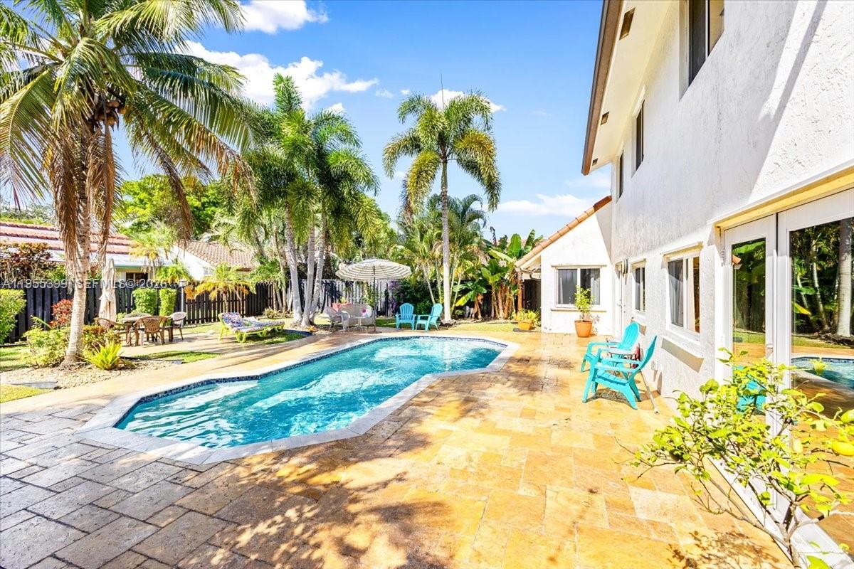 2560 Bass Way Cooper City, FL 33026