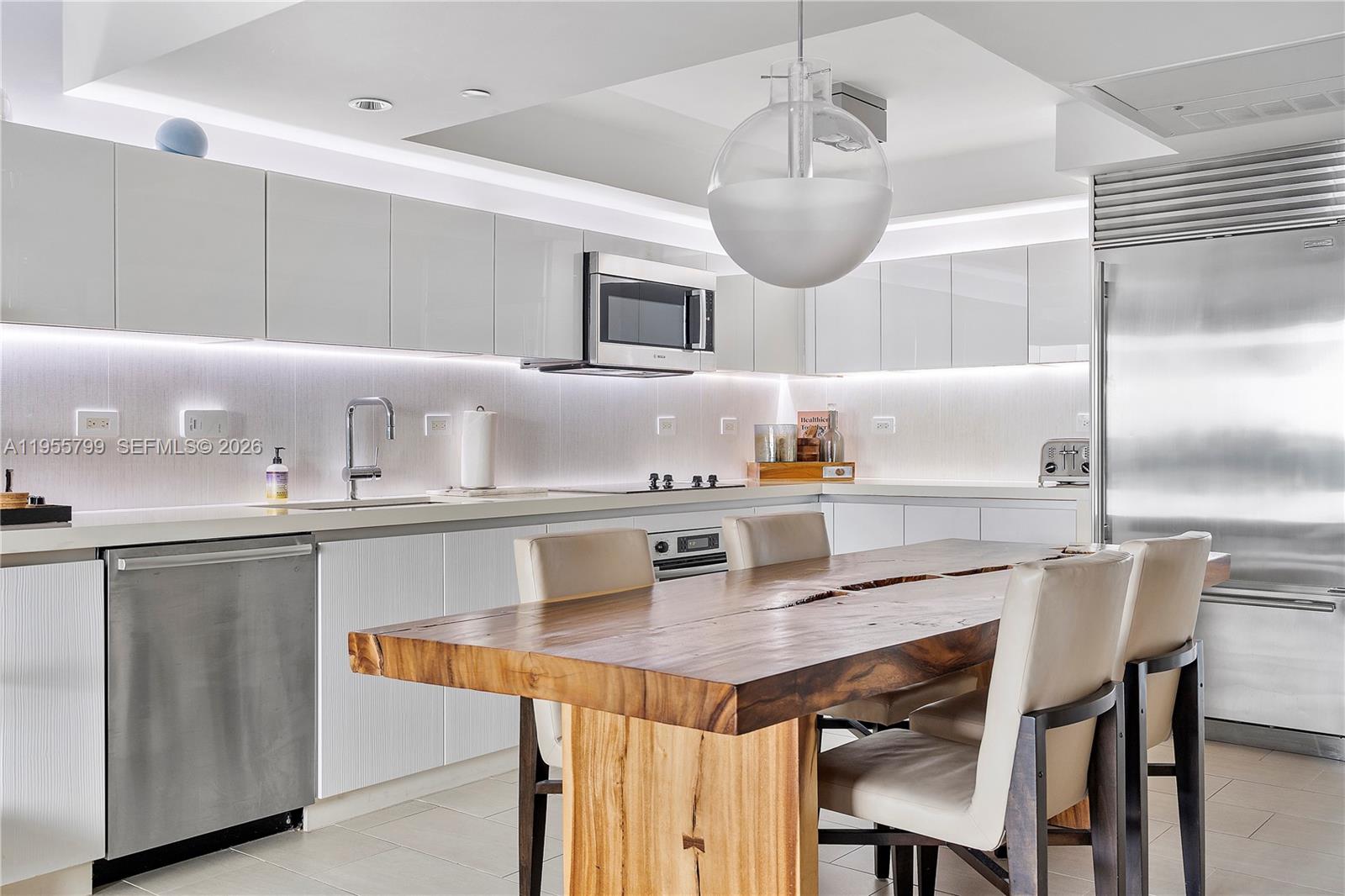 image 1 Hotel & Homes South Beach12