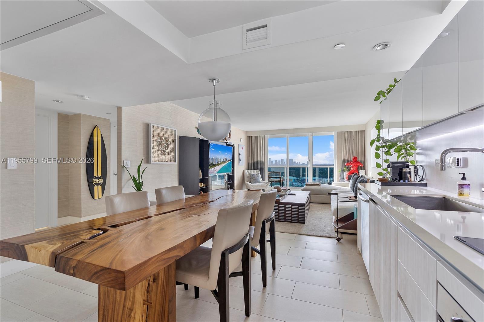 image 1 Hotel & Homes South Beach16