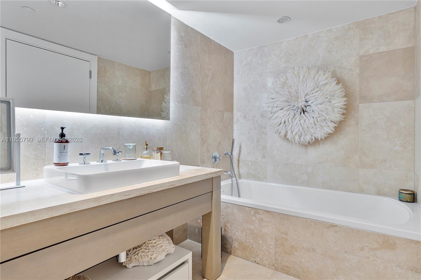 image 1 Hotel & Homes South Beach31