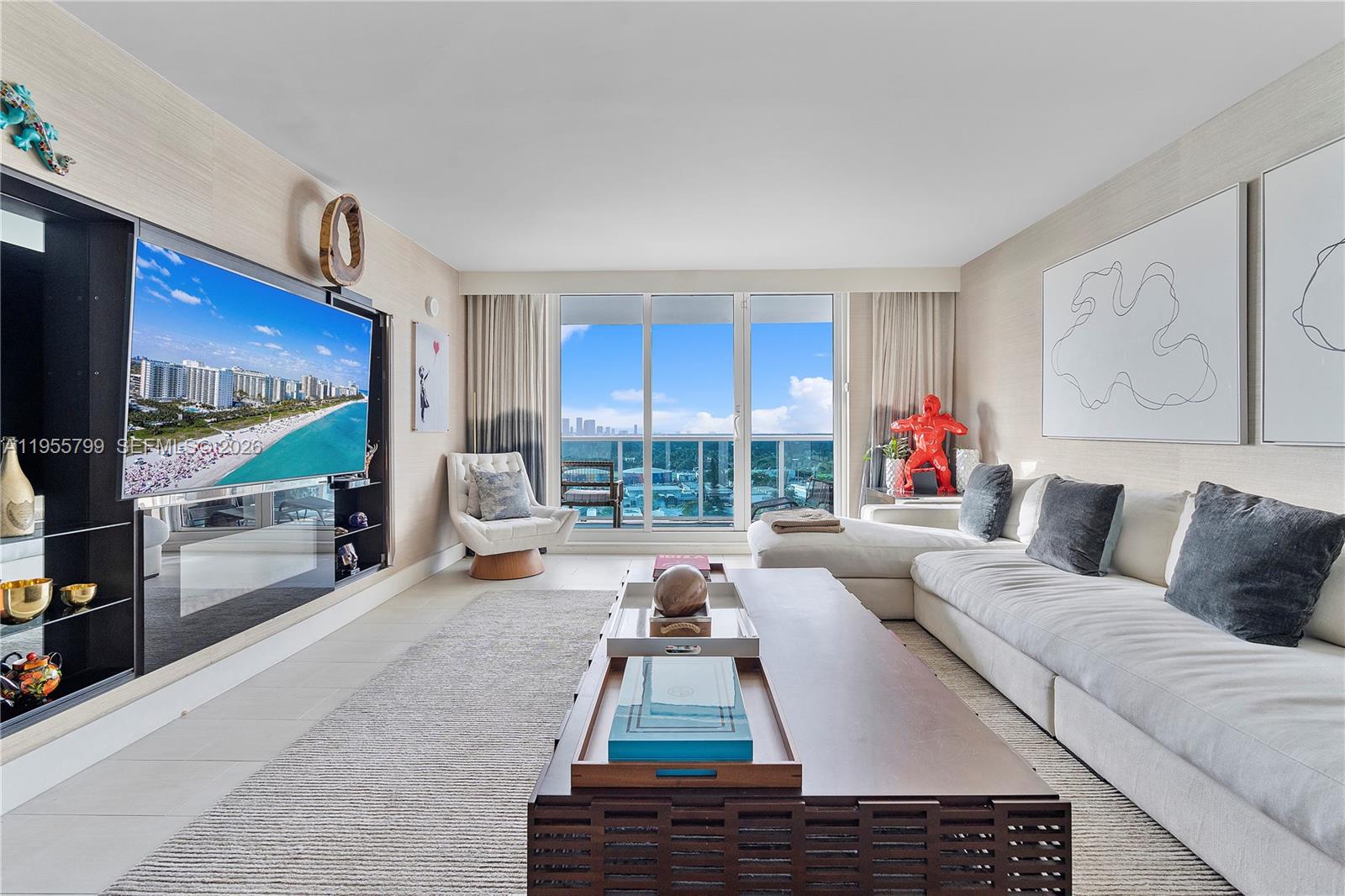 image 1 Hotel & Homes South Beach3