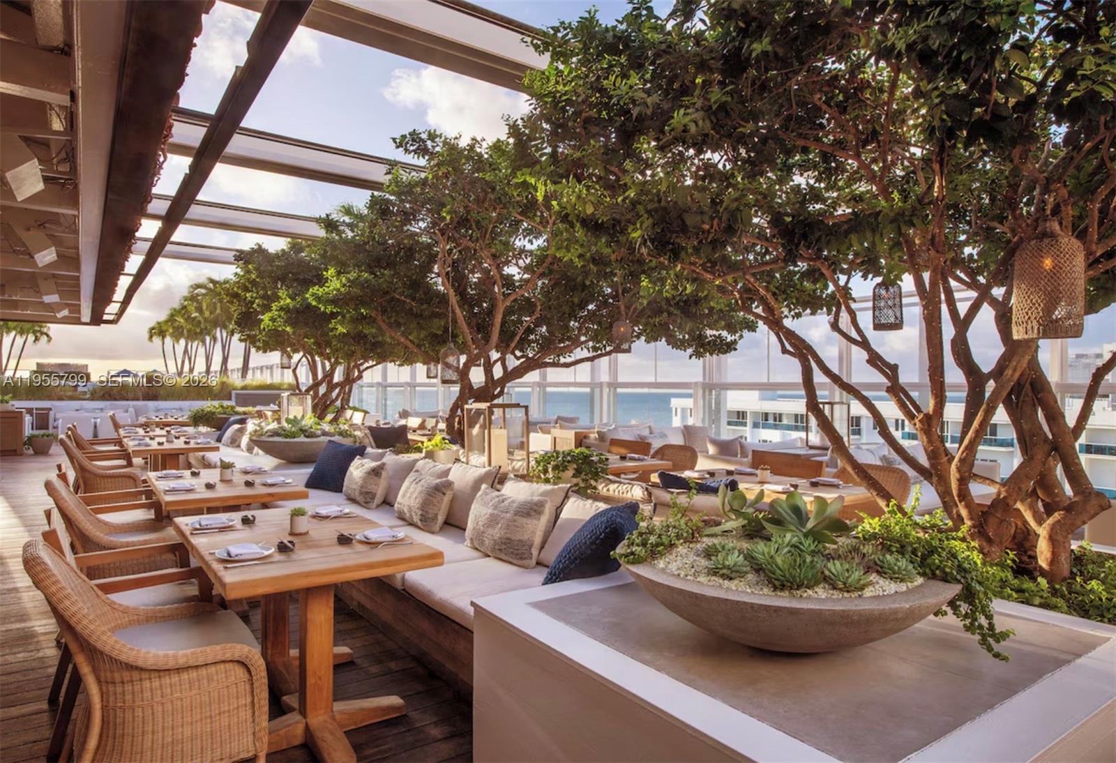 image 1 Hotel & Homes South Beach75