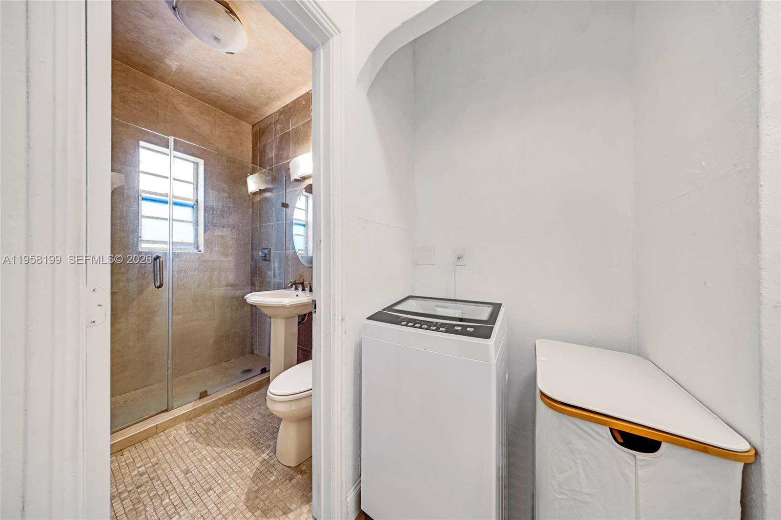 1250 Drexel Ave #8 Miami Beach, FL 33139