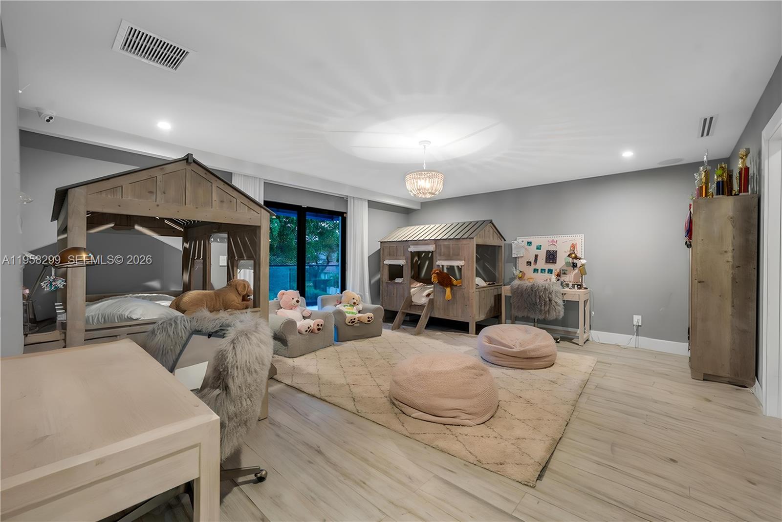 4844 NW 94th Doral Pl Doral, FL 33178