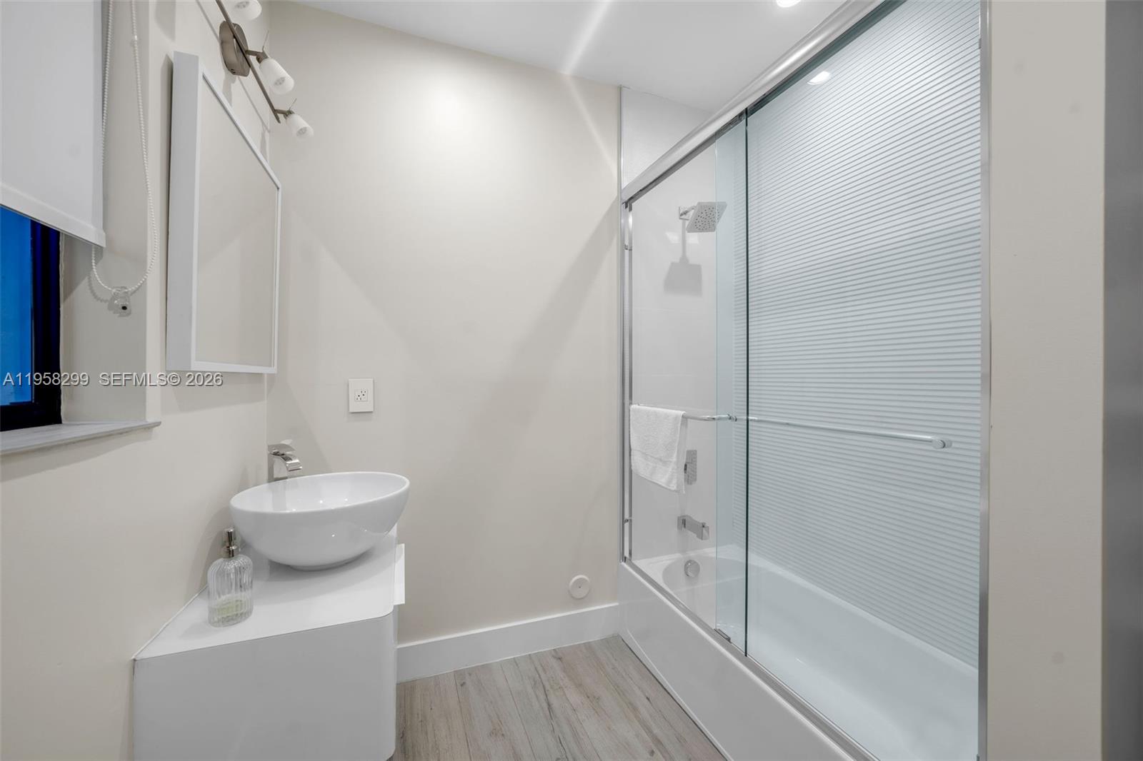 4844 NW 94th Doral Pl Doral, FL 33178